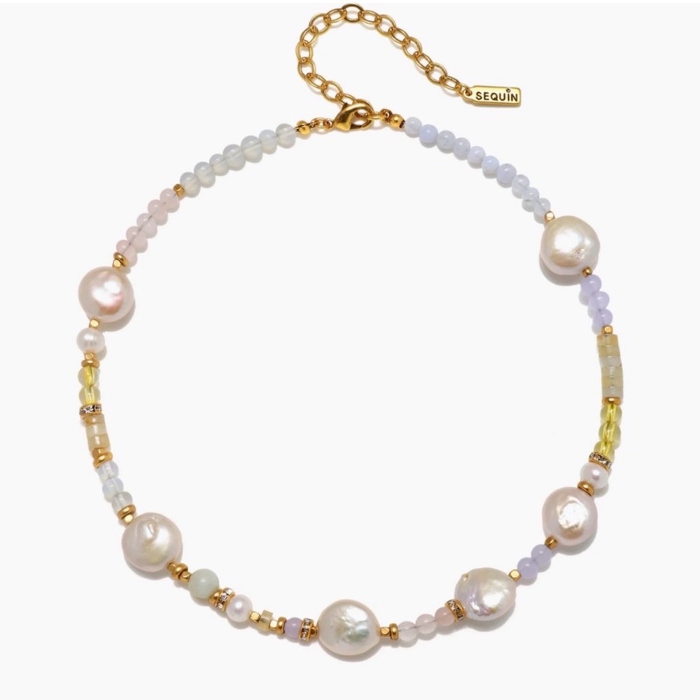 Gold and Pearl Necklace